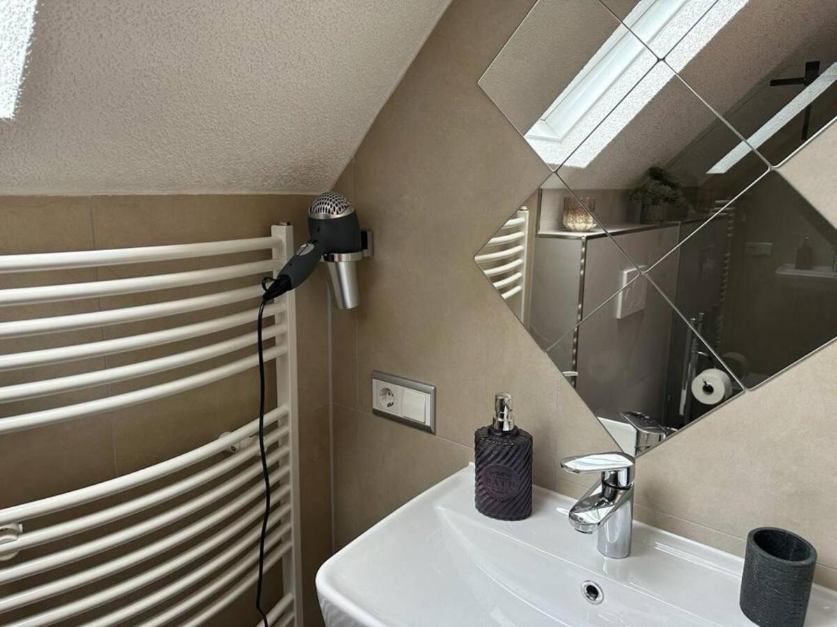 Lifestyle Apartment Sinsheim Luaran gambar